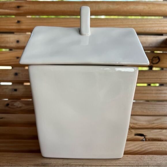 Rae Dunn HOME Ceramic Birdhouse Cookie Jar Canister with Lid - Picture 2 of 8